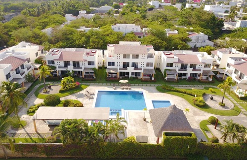 Granjas del Marques Villa | Hermosa Villa En Acapulco Diamante en un bello desarrollo con solo 15 vecinos