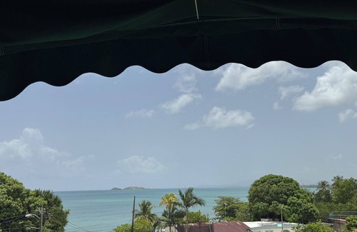 Naguabo Apartment | Hermoso apartamento frente al Mar .