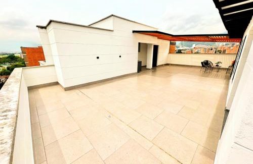 Laureles Apartment | Hermoso Penthouse en Medellín