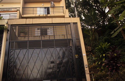 Sao Paulo House | Heroes Mansion with barbecue in a gated community in Morumbi
