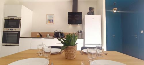 Les Sables d'Olonne House | Heron- Maison avec jacuzzi privatif 4pers