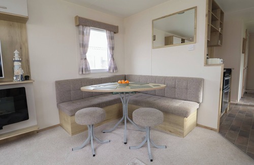 Prestatyn Cottage | HERRYLOCK, pet friendly, country holiday cottage, with pool in Rhyl