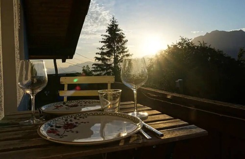 Sevelen Ski Chalet | Herzli-chalet mit Hotpot in den Schweizer Bergen