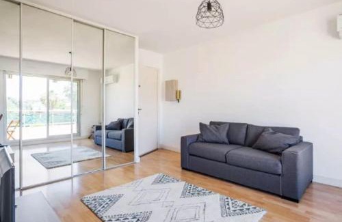Plaine de la Brague Apartment | Hespérides Furnished Studio