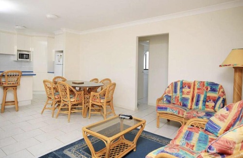 Forster Apartment | Hi Surf Unit 1, 92 Head St, Forster