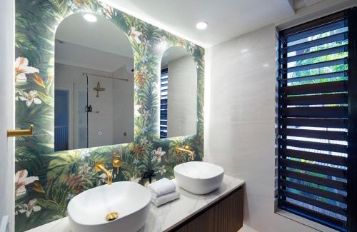 Port Douglas Resort | Hibiscus Resort & Spa - Official Onsite Reception & Check In
