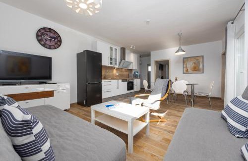 Vir Apartment | Hibiskus App1