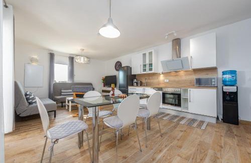 Vir Apartment | Hibiskus App1