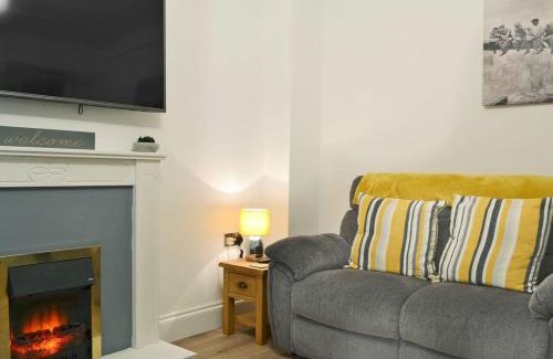 Driffield House | Hidden Gem Cottage, Driffield