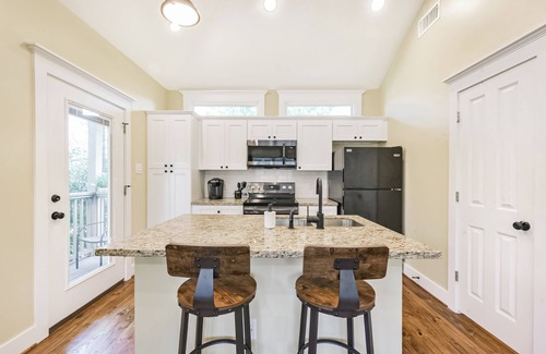 Northside House | Hidden Oaks Guest House