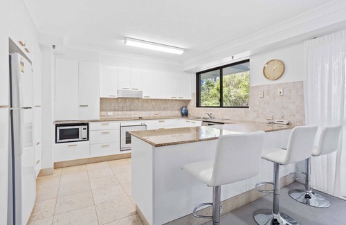 Burleigh Heads Apartment | Hidden paradise on Burleigh Headland, just a stones throw from the beach!