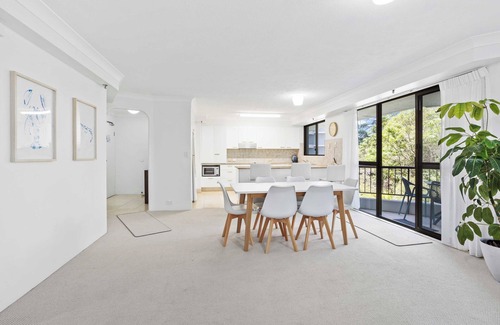Burleigh Heads Apartment | Hidden paradise on Burleigh Headland, just a stones throw from the beach!