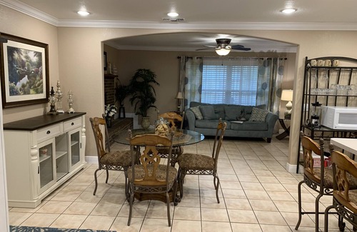 Wauchula House | Hidden Pet Friendly Gem!