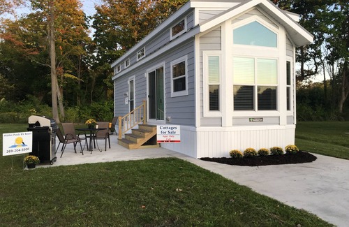 South Haven House | Hidden Ponds Getaway