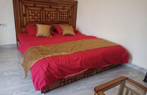 Dehradun Bed & Breakfast | Hide and Seek by StayApart