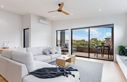 Port Fairy House | Hideaway on Philip - Coastal Retreat perfect for families and groups of Friends making memories!
