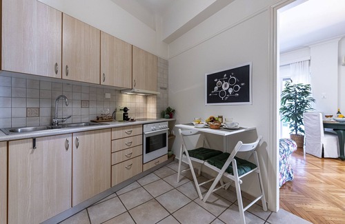 Plaka Apartment | Hidesign Athens Plaka Apartment in Acropolis