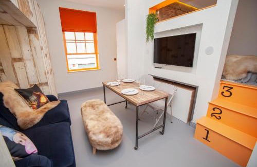 Bristol Old City Apartment | Higgihaus Aparthotel, Clare Street