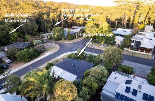 Margaret River House | Higgins Hideaway - Central Cottage with Garden Oasis