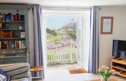 Bridport House | High Bullen Cottage