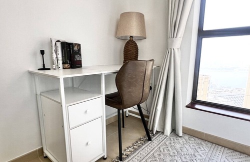 Al Sufouh 2 Apartment | High floor 1BR | Ain Dubai View | Pool, Near Beach
