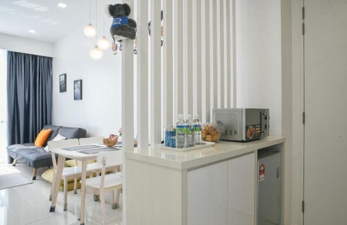 Bukit Bintang Apartment | High-floor Cosy 1BR Suite at Bukit Bintang, Kuala Lumpur