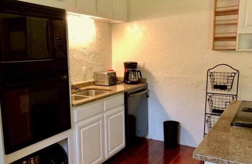 Mendenhall Valley House | High Grade - Affordable, Near Mendenhall Glacier, Trails, and Conveniences -DISCOUNT ON TOURS!