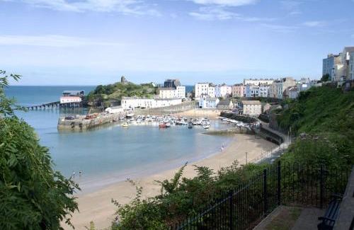 Tenby House | High House Sleeping 6
