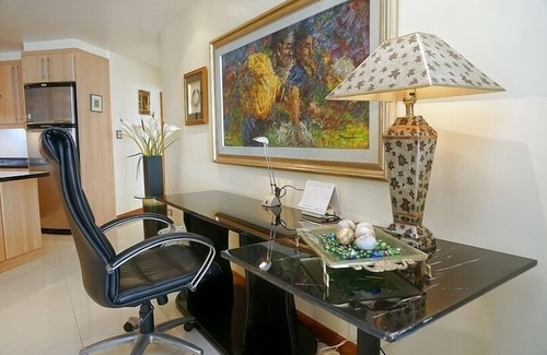 North Pattaya House | High Quality 3-Bed Apartment in Wongamat