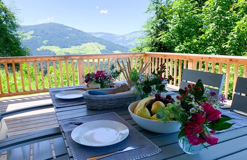 Westendorf Apartment | High-quality apartment with a private sauna and a dream view right on the ski slope