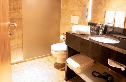 Penzing Apartment | High quality furnished apartments - free wifi and air conditioning at Schönbrunn