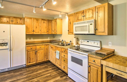Bozeman Apartment | ‘High Ridge Hideaway’ Apartment on 20 Acres!