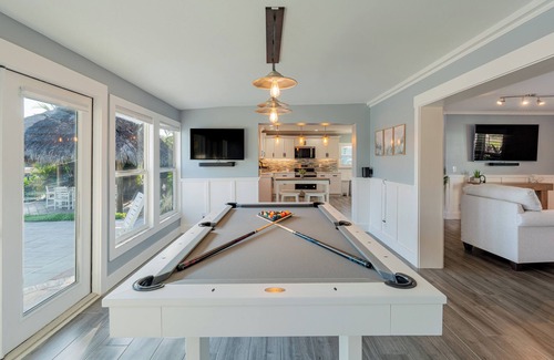 South Island House | 🌊🌴High Tide Hideaway | Canal-Front | Private Pool | Tiki Hut | Pet Friendly🐾