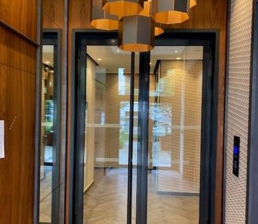 Puteaux Apartment | High Value up to 4pp apt La Defense & Champs Elysees