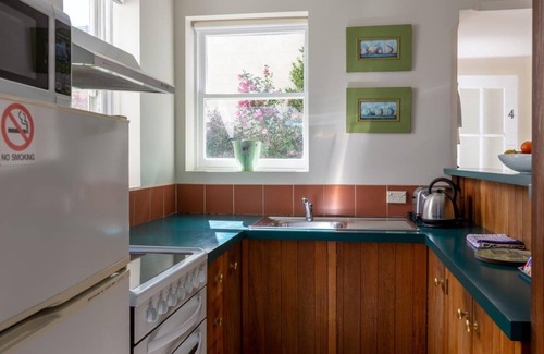 East Launceston Hotel | Highbury Apartments