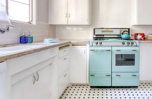 Fullerton House | Highly reviewed, now with nextdoor construction dIscount! Book now, don't miss!