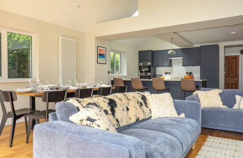 Garn Fadryn Cottage | HIGHWAYS, pet friendly, character holiday cottage in Morfa Nefyn