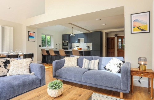 Garn Fadryn Cottage | HIGHWAYS, pet friendly, character holiday cottage in Morfa Nefyn
