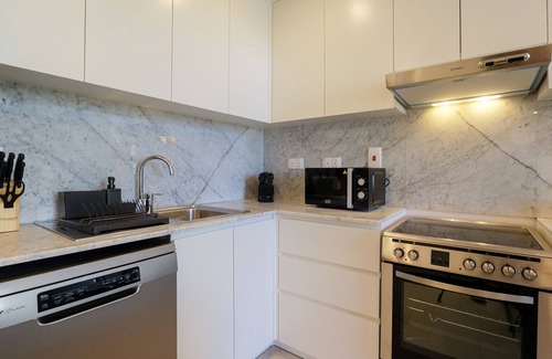 Umm Suqeim 3 Apartment | HiGuests - Lamtara 3 MJL