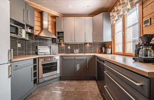 Sirkka House | Hiihtogreeni A by Aavalevi Holidays