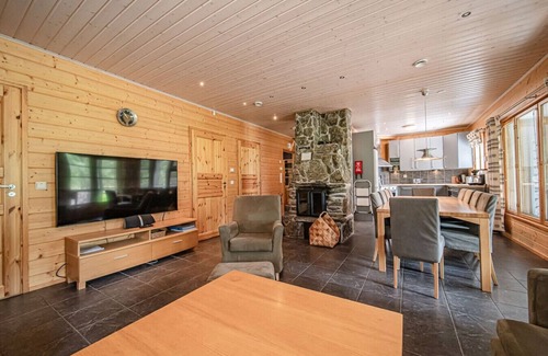 Sirkka House | Hiihtogreeni A by Aavalevi Holidays