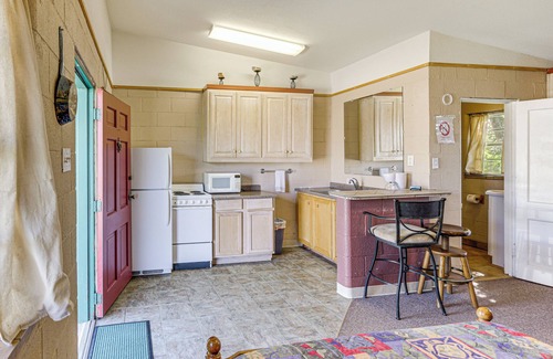 Lake Whitney Apartment | Hike, Fish & More: Quaint Lake Whitney Retreat