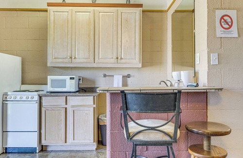 Lake Whitney Apartment | Hike, Fish & More: Quaint Lake Whitney Retreat