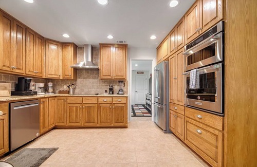 Fredericksburg House | Hill Country Retreat Near Luckenbach & 290 Wine Trail