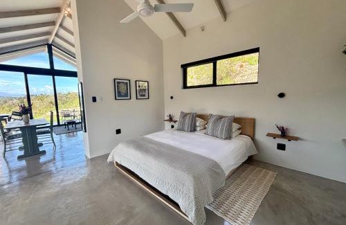 Keurboomstrand Villa | Hillandale Huddle - modern forest cabin near Plett