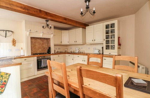 Longnor Cottage | Hillcrest