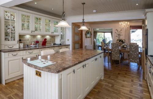 Fort William House | Hillcrest
