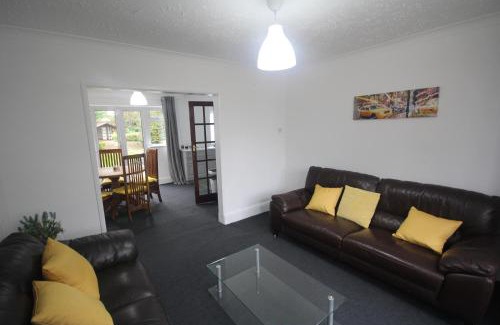 Uxbridge North House | Hillingdon's House