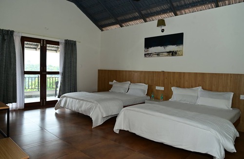 Kudrasthe Bed & Breakfast | Hillock Vista by Triptastic Holidaze
