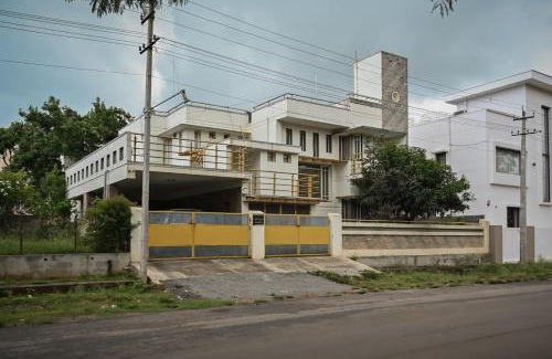 Huliyarahalli House | Hillscape by KM consultancy
